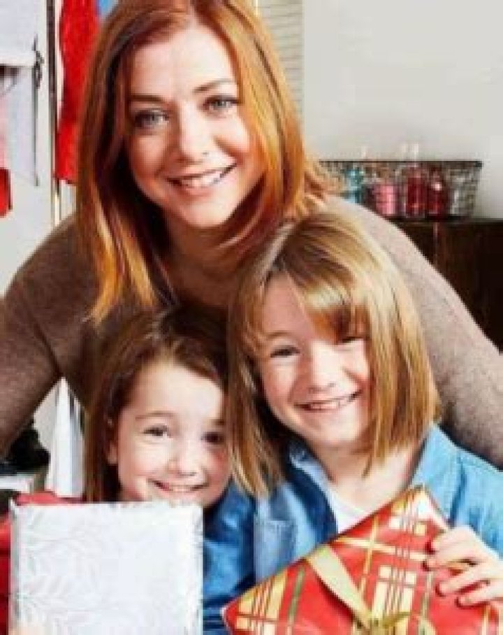 Alyson Hannigan And Her Family Ties
