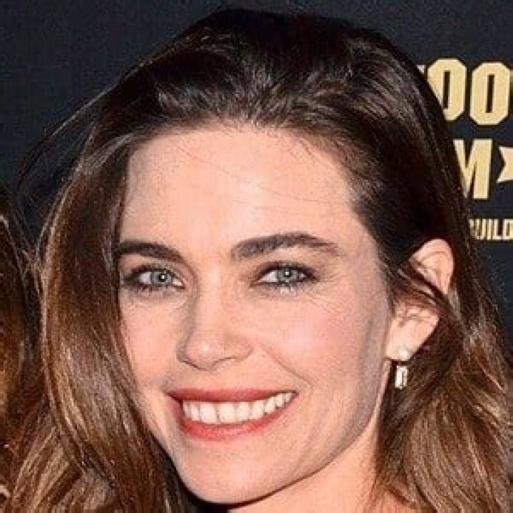 Uncover The Enigmatic Life Of Amelia Heinle: Age, Wikipedia, And Beyond