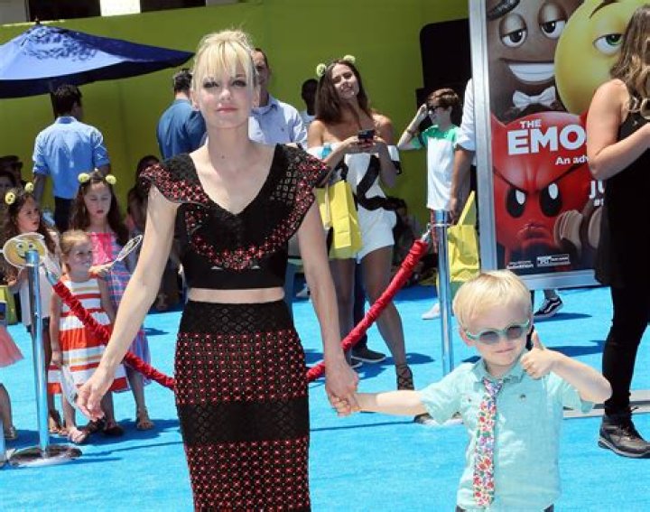 Anna Faris' Son's Disability And Its Impact