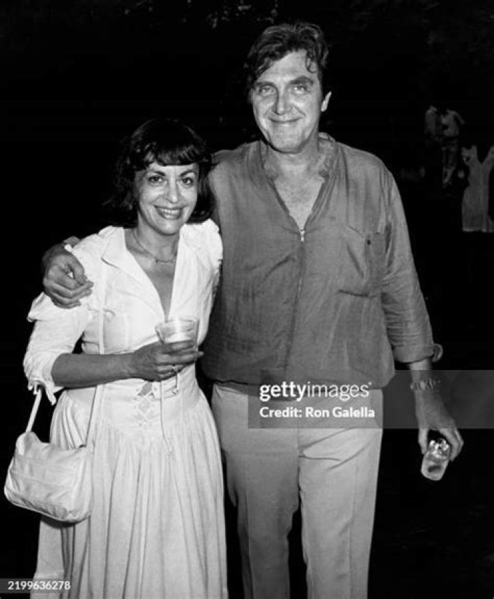 Anne Pivar's Revolutionary Historical Explorations