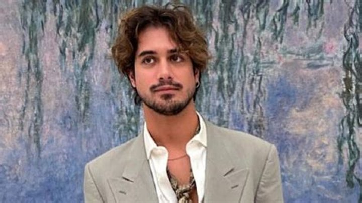 Unveiling Avan Jogia's Bisexuality: Exploring Identity And Impact