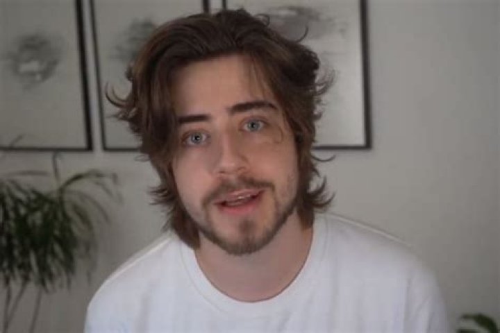 Height, Weight, And Net Worth Revealed