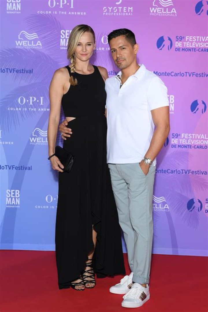 Daniella Deutscher, Wife of Jay Hernandez Enjoys $1 Million At Forty-Seven