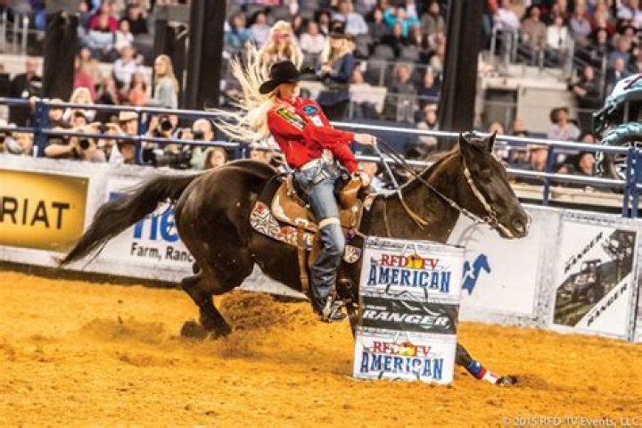 Did Amberley Snyder Have A Baby: Who's The Father?