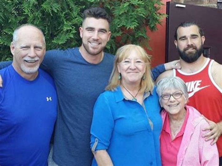 Discover Ed Kelce's Height And Weight: The NFL Giant