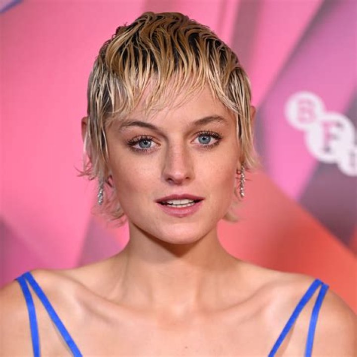 Unveiling The Enigmatic Dating History Of Emma Corrin: Secrets Revealed