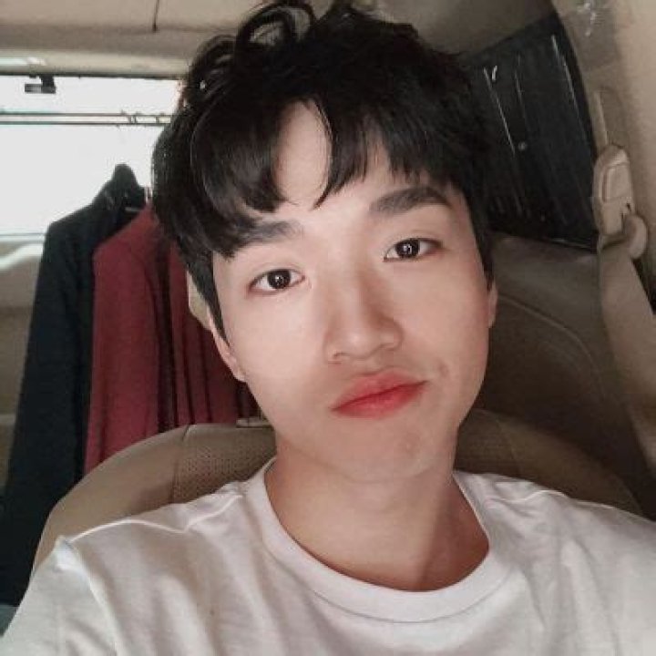 Unveiling Ham Sung Min's Wealth, Age, And Love Life: Exclusive Insights