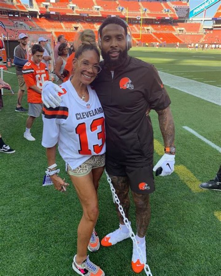 Unveiling The Secrets Of Heather Van Norman's Enduring Marriage