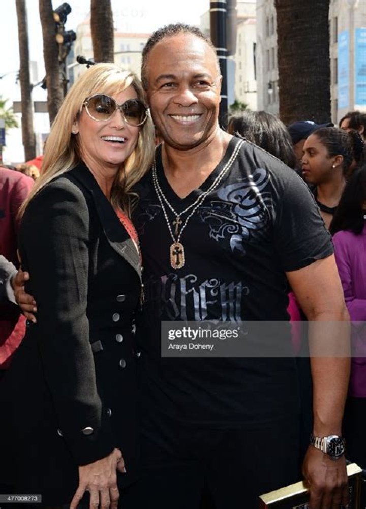 Unlock The Secrets Of Ray Parker Jr.'s Wife: Age Unveiled!
