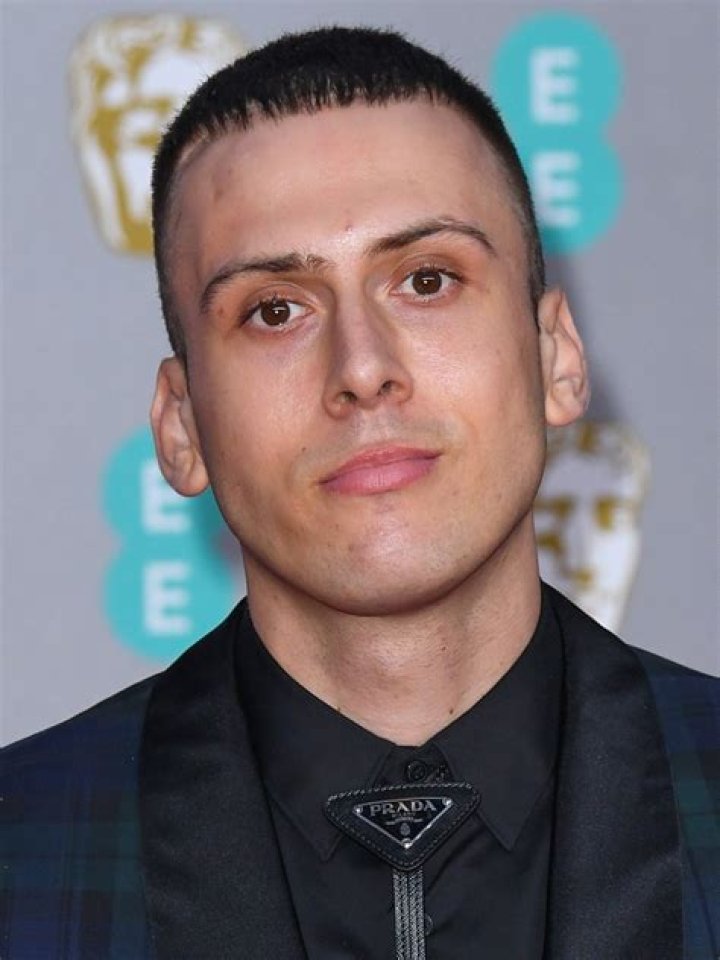 Uncover The Age And Insights Of Darts Prodigy Rhys Yates