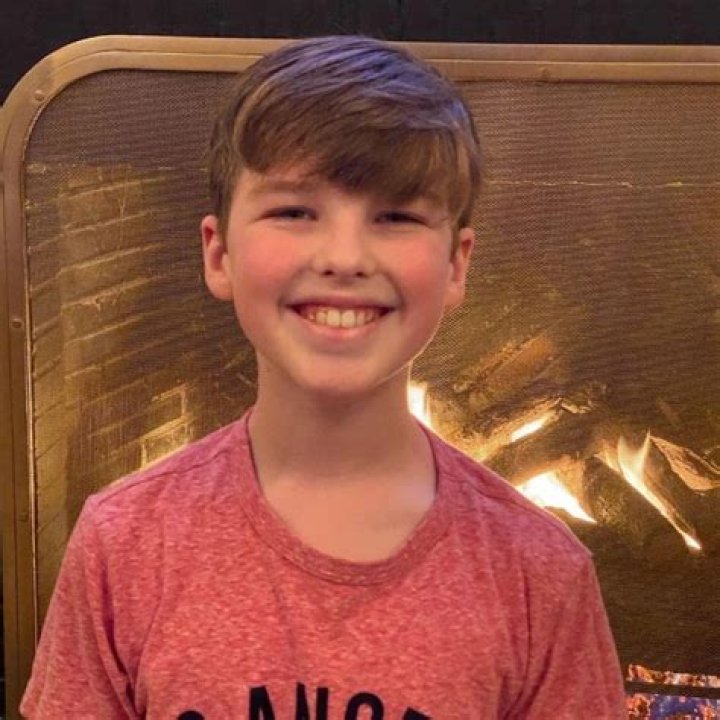 Unveiling Ian Armitage's Height: Beyond The Numbers