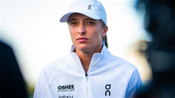 Is Iga Swiatek Single: Marriage Status Explored