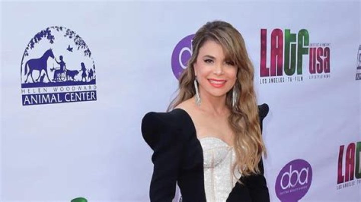 Paula Abdul's Marital Status: Uncovering The Truth