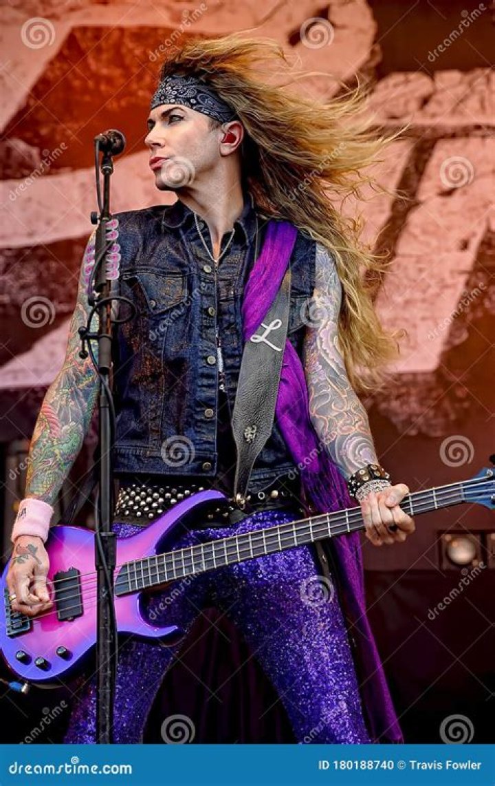 Unveiling The Enigma: Lexxi Foxx's Sexuality Explored