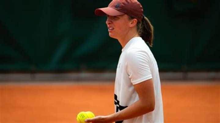 Is Tennis Phenom Iga Witek Hitched? The Truth Unveiled