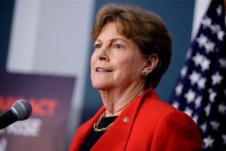 Jeanne Shaheen Senator Bio, Net Worth, Husband, Kids