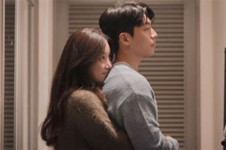 Jung Ryeo-Won's Dating Life Unveiled