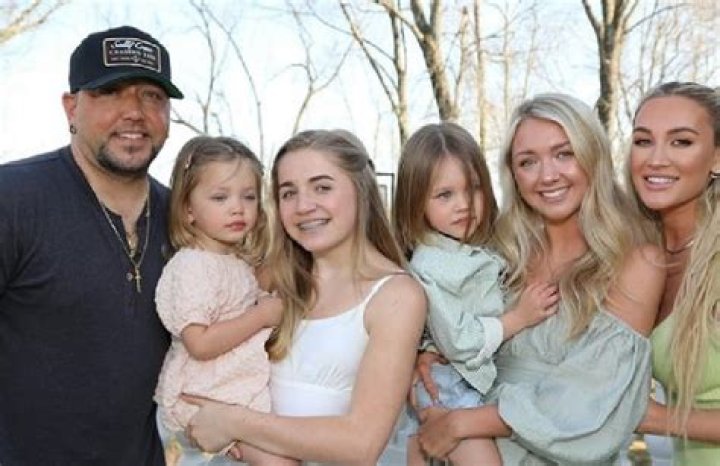 Jason Aldean's Daughter, Kendyl Williams Birth Year Is 2007; Younger Sister Of Keeley Williams