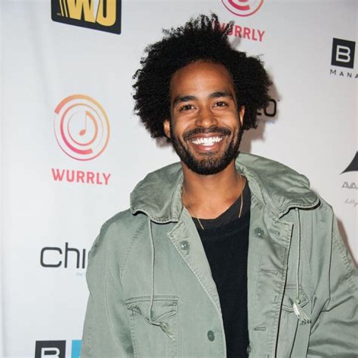 Best known as the Son of Stevie Wonder and mysterious Mother, Kwame Morris is Single as of now