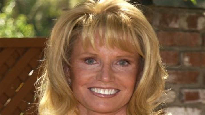 Uncover The Fascinating Story Of Leslie Charleson: A Soap Opera Legend