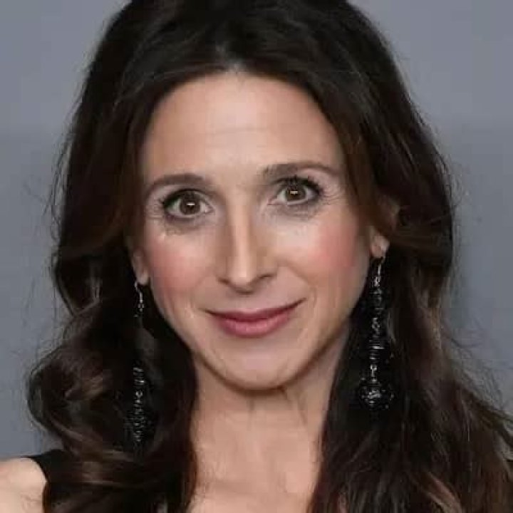 Unveiling Marin Hinkle's Net Worth And The Secrets Of Her Financial Success
