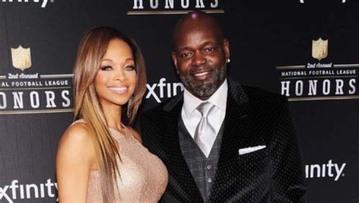 The Inspiring Story Of Emmitt Smith's Wife: Discoveries And Insights