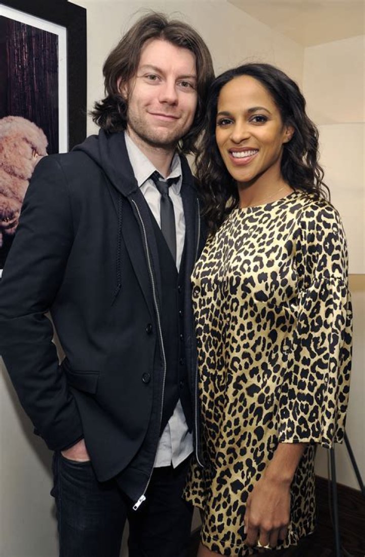 A Window Into Love And Stability In Hollywood