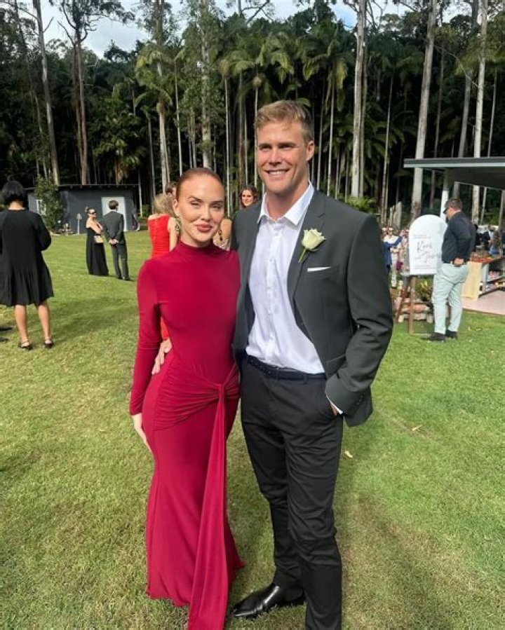 Unveiling The Picture Of Johnny Jett's Wife: Discoveries And Insights