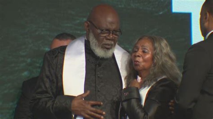 TD Jakes' Resignation Rocks The Church World