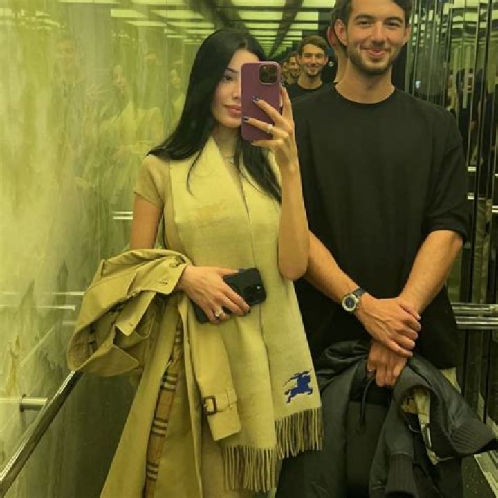 Unveiling The Enigma: The Wizard Behind Thewizardliz