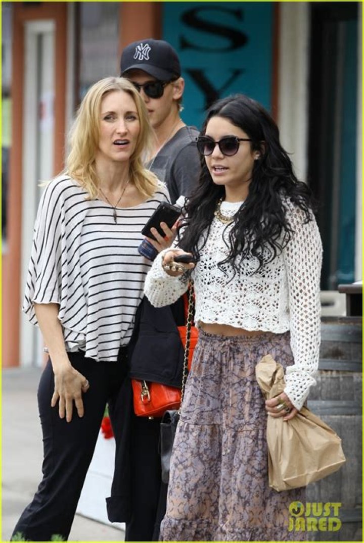 Uncovering The Loss Of Austin Butler's Mother