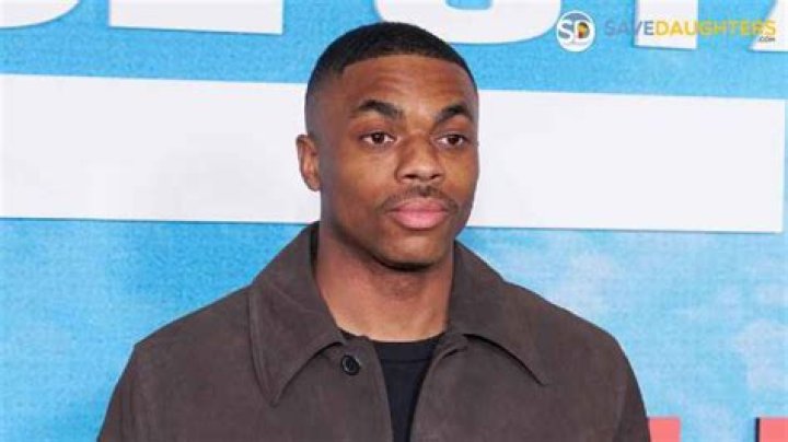 Unveiling Vince Staples' Physical Attributes: Height And Weight Unveiled!