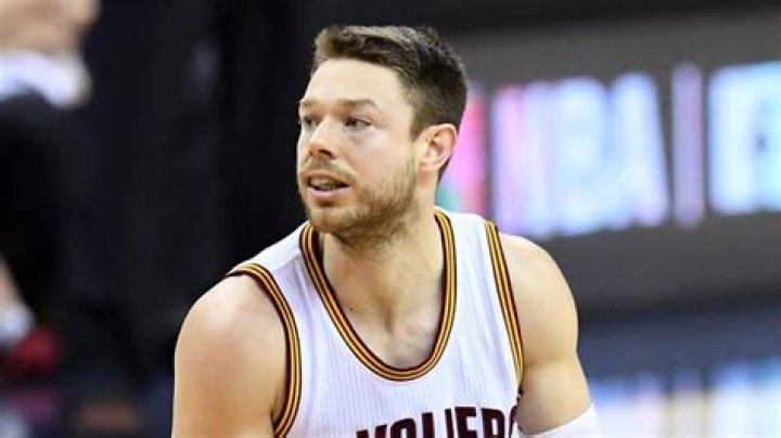 Unveiling Matthew Dellavedova's Salary: Discoveries And Insights