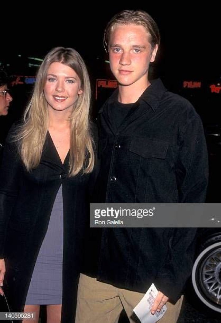 Devon Sawa's Current And Future Relationships