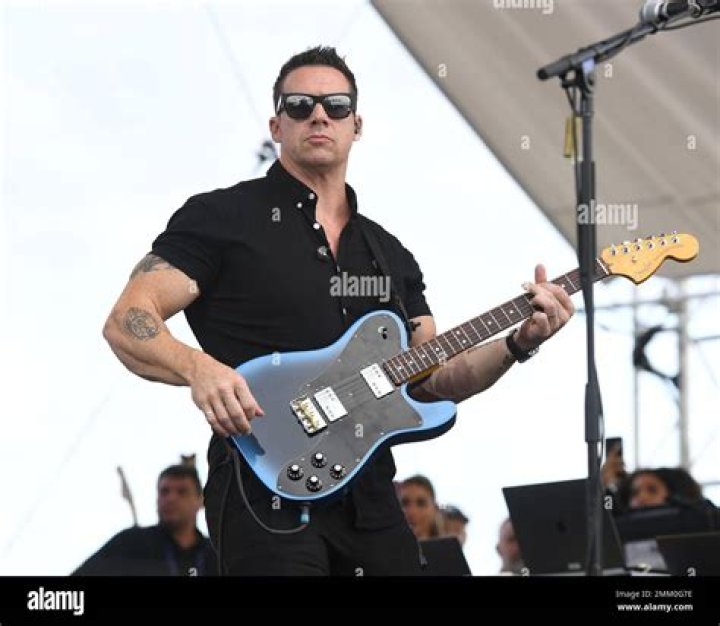 American Musician Zach Filkins's Net Worth! Know His Wife, Family, Guitar, Instagram, Lindsey Filkin